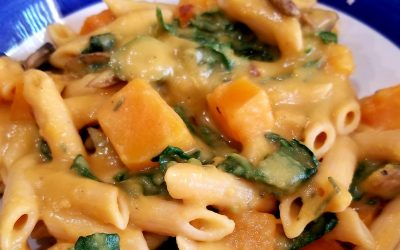 Easy Penne con salsa cremosa de calabaza butternut