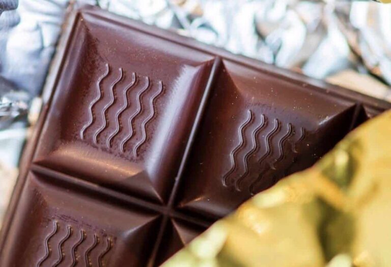 Dairy-Free Chocolate: A Comprehensive Guide