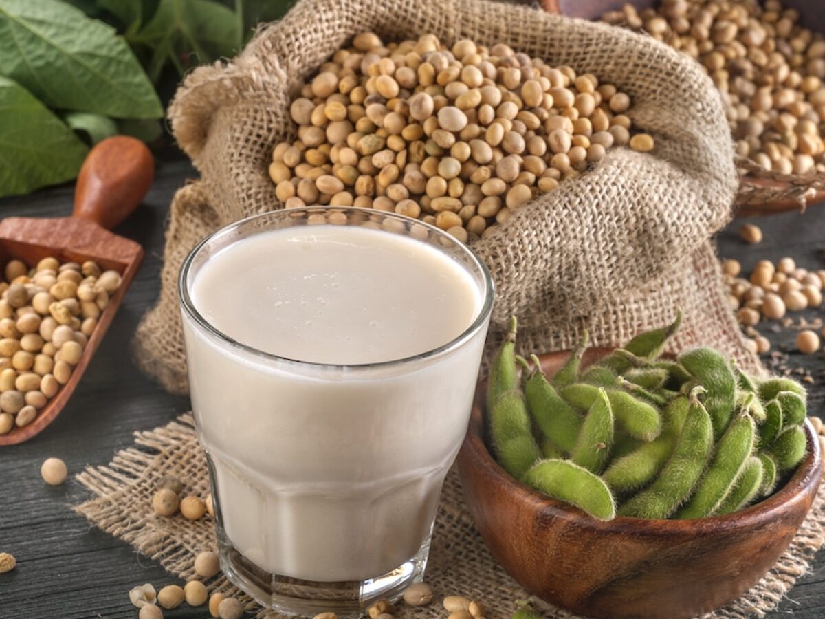 Soy-Milk-1-1200x900.jpg